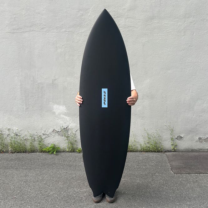 Hovedbilde Pukas - Mustache 5'10 (33.4L) - Inncarbon Surfebrett