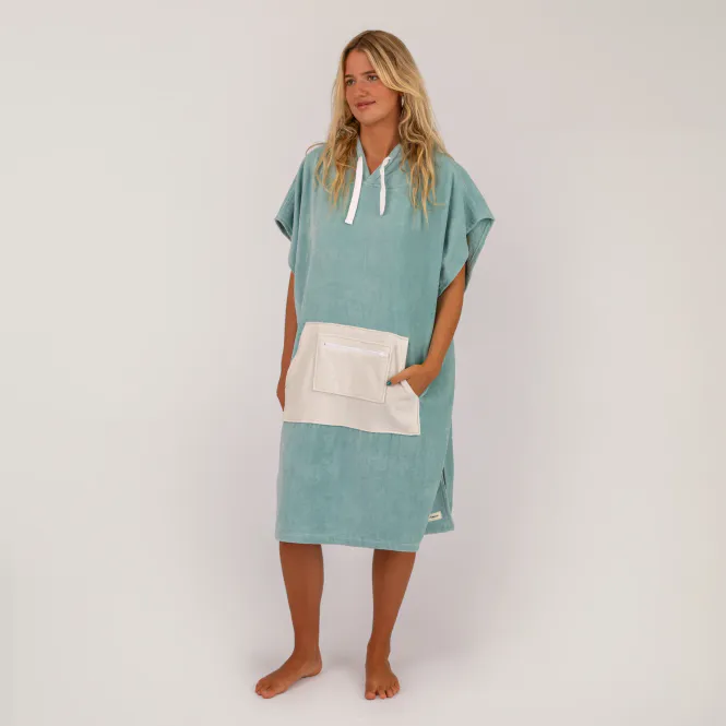 Hovedbilde O&E - Skifteponcho - Day Dream - Dusty Turquoise
